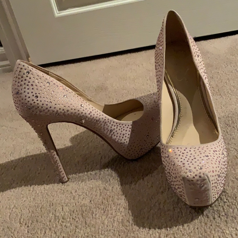 Jessica Simpson heels